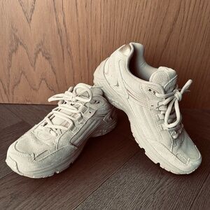 Vionic 23Walk 2.0 Orthotic Walking Shoes Sneakers - Size 7